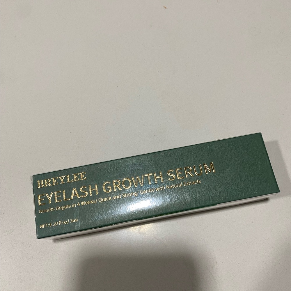 Eyelash growth serum!